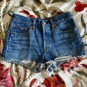 Levi’s 501 Cut-off shorts